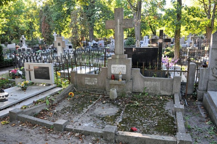 Kwesta na toruńskim cmentarzu