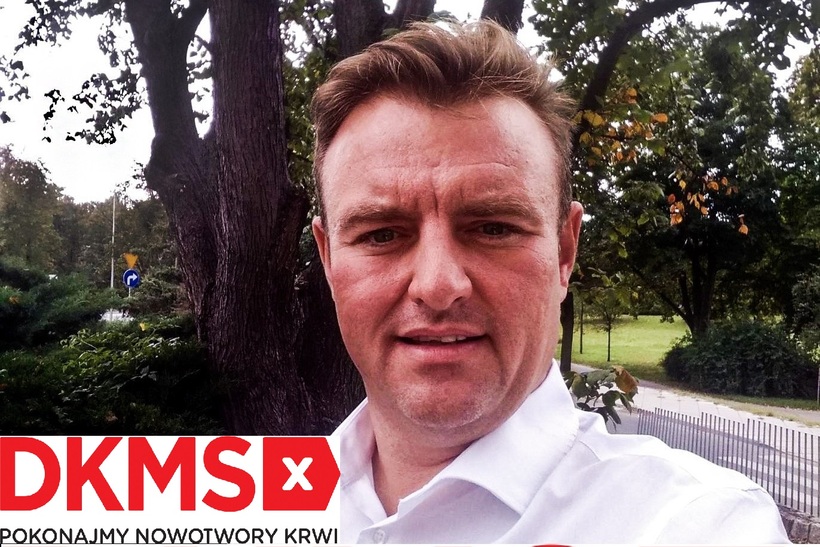 Szpik z kręgosłupa? Ależ skąd! Toruński ambasador akcji DKMS walczy z mitami na temat pobierania komórek macierzystych.