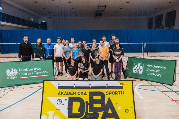 Sportowy zawrót głowy w UCS