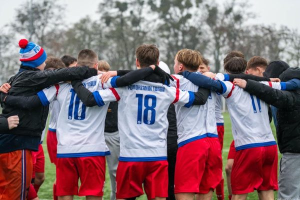 KS Pomorzanin Toruń na fali