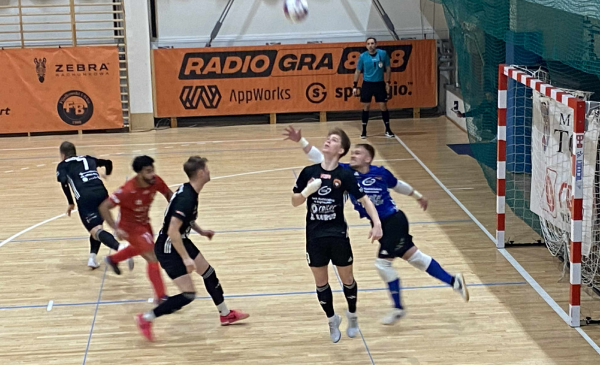 Nieskuteczny FC Toruń przegrywa z Widzewem Łódź